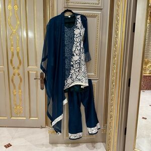 Elegant teal Blue and White Embroidered 3 piece Indian outfit shalwar kameez